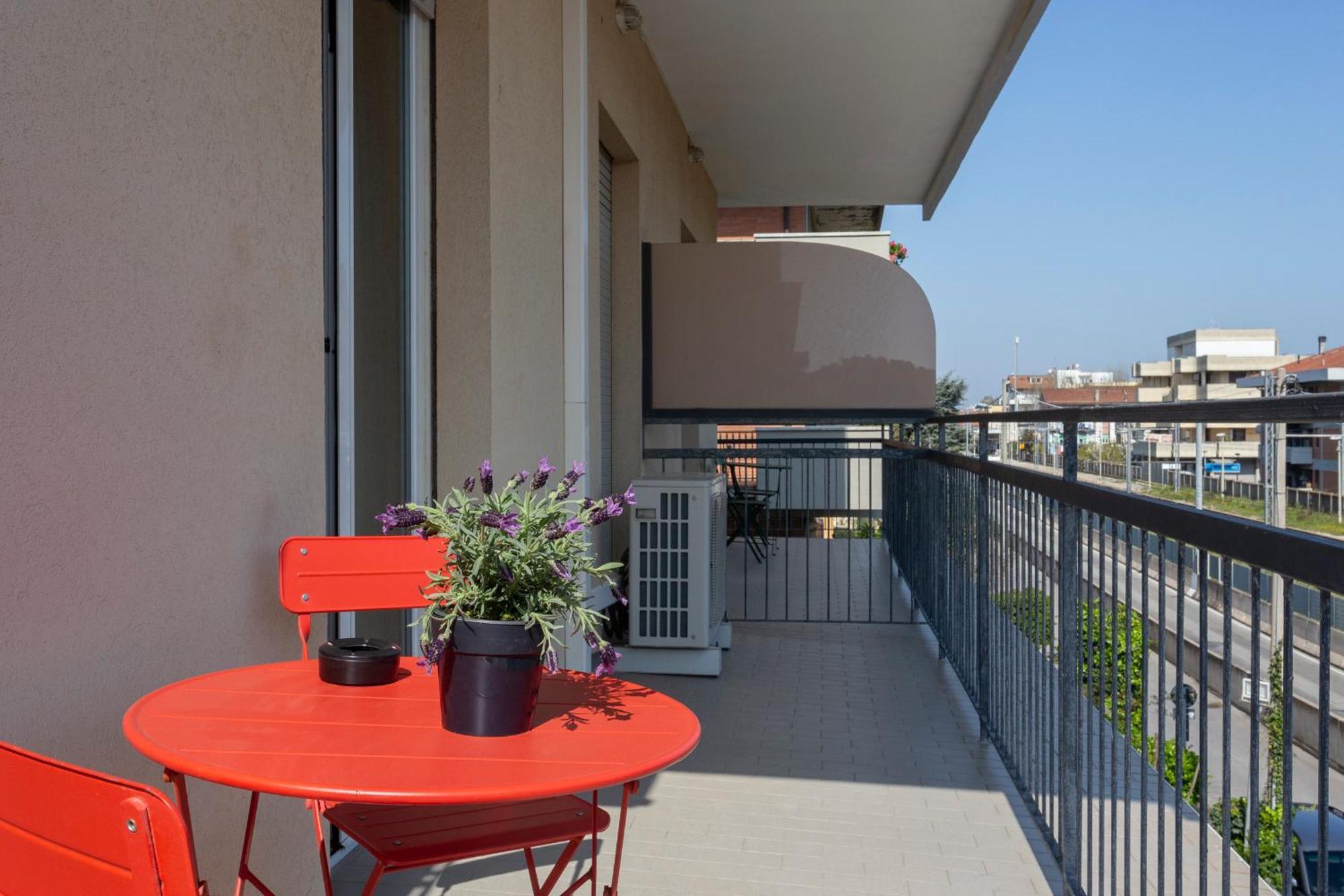 Hotel A Casa Nostra Rimini Exteriör bild