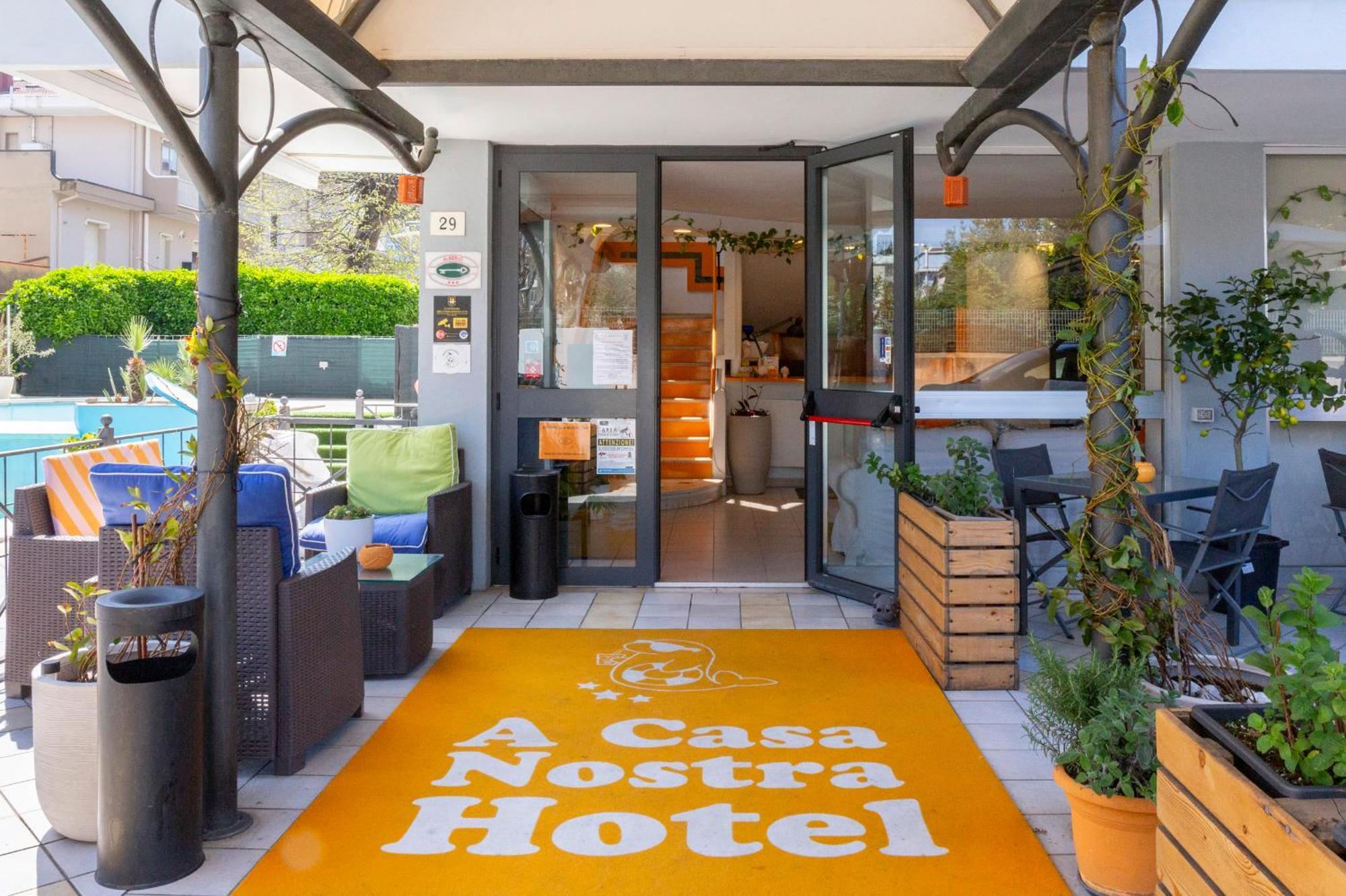 Hotel A Casa Nostra Rimini Exteriör bild
